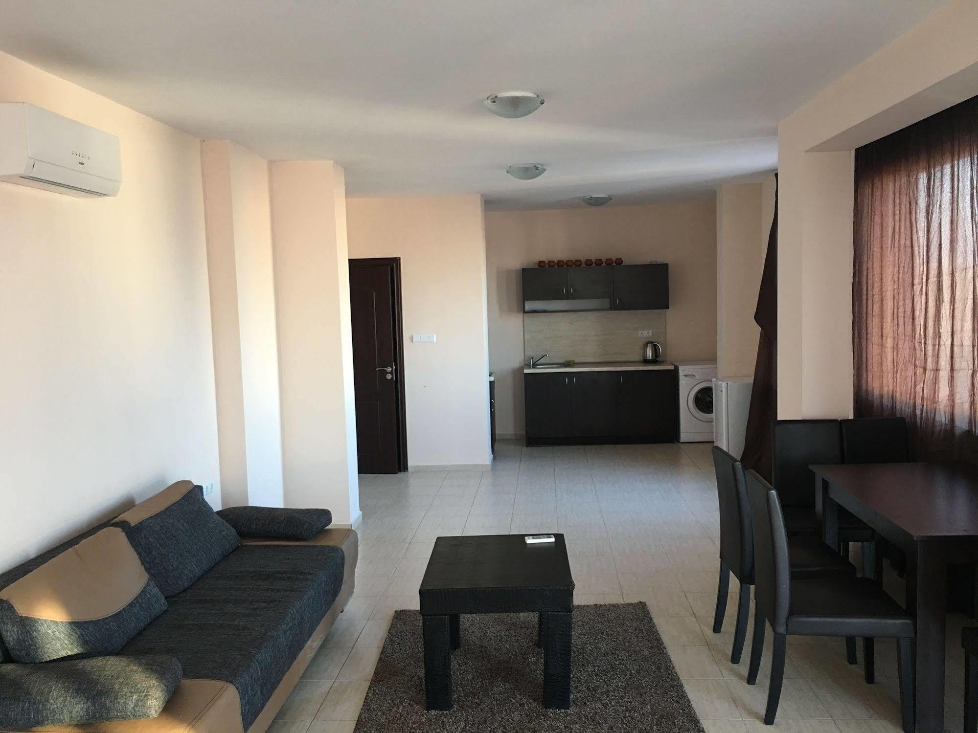 Arizona Del Mar Apartman Pomorie Kültér fotó