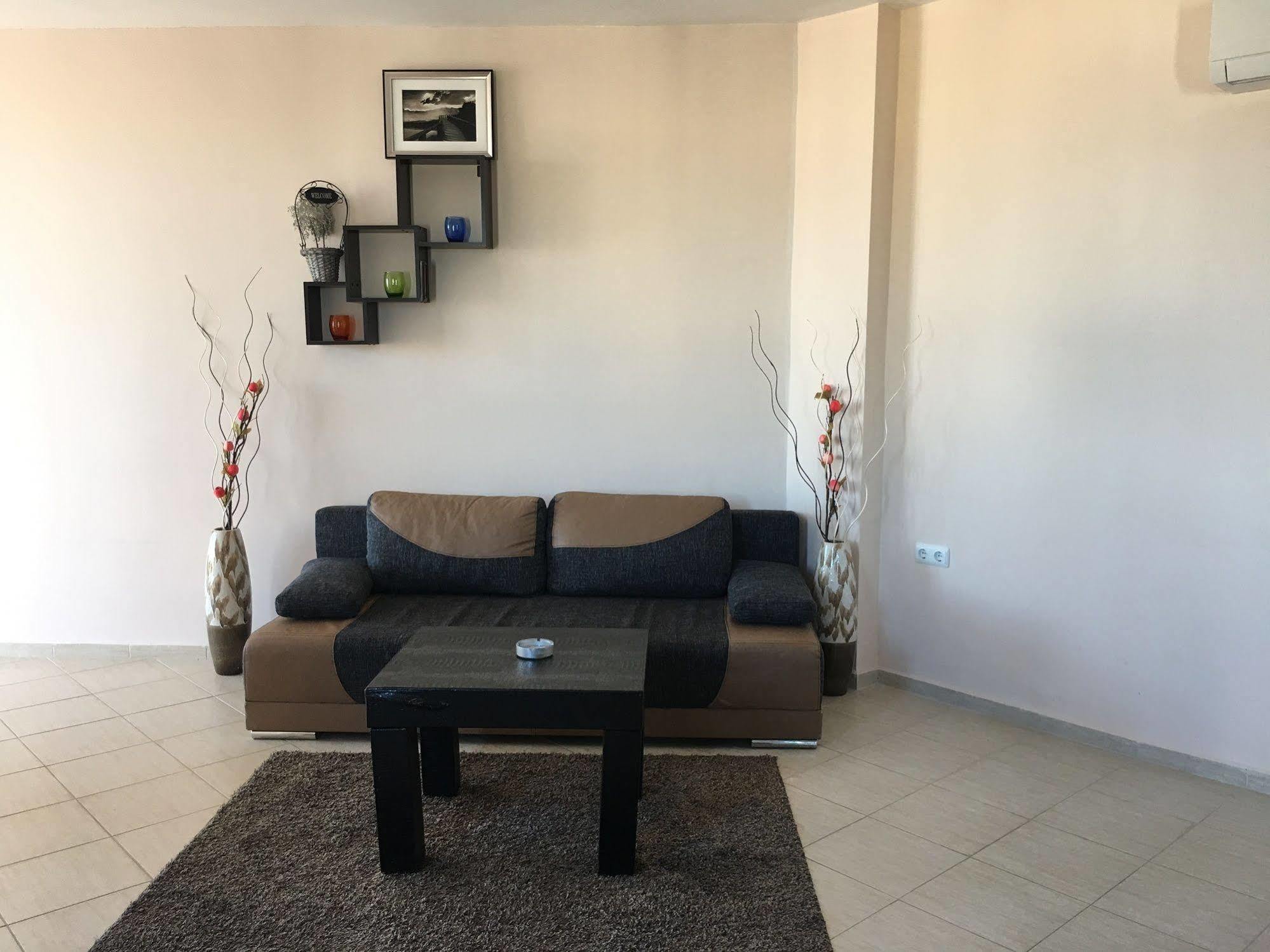 Arizona Del Mar Apartman Pomorie Kültér fotó